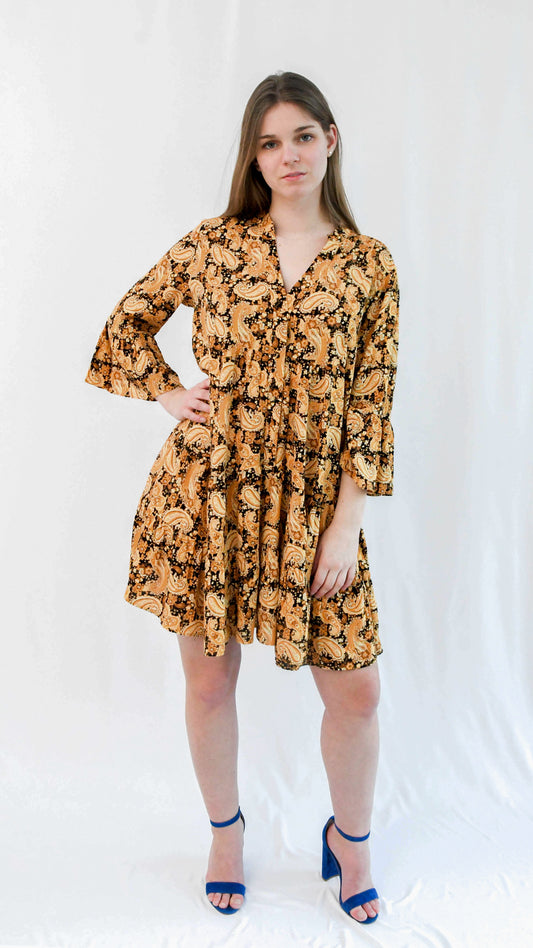 Karlie mini jurk v-hals print geel goud - mini jurk v-hals print | Fabrique François