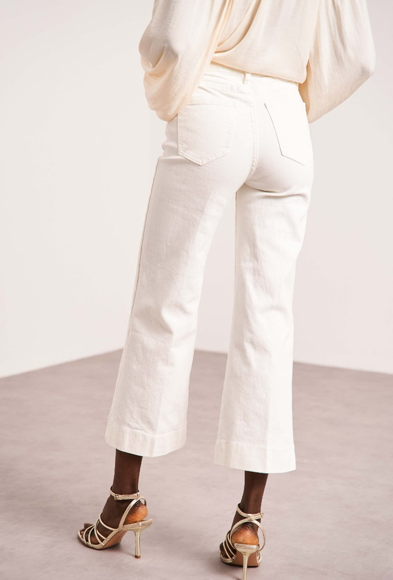 Cindy wijd uitlopende jeansbroek wit