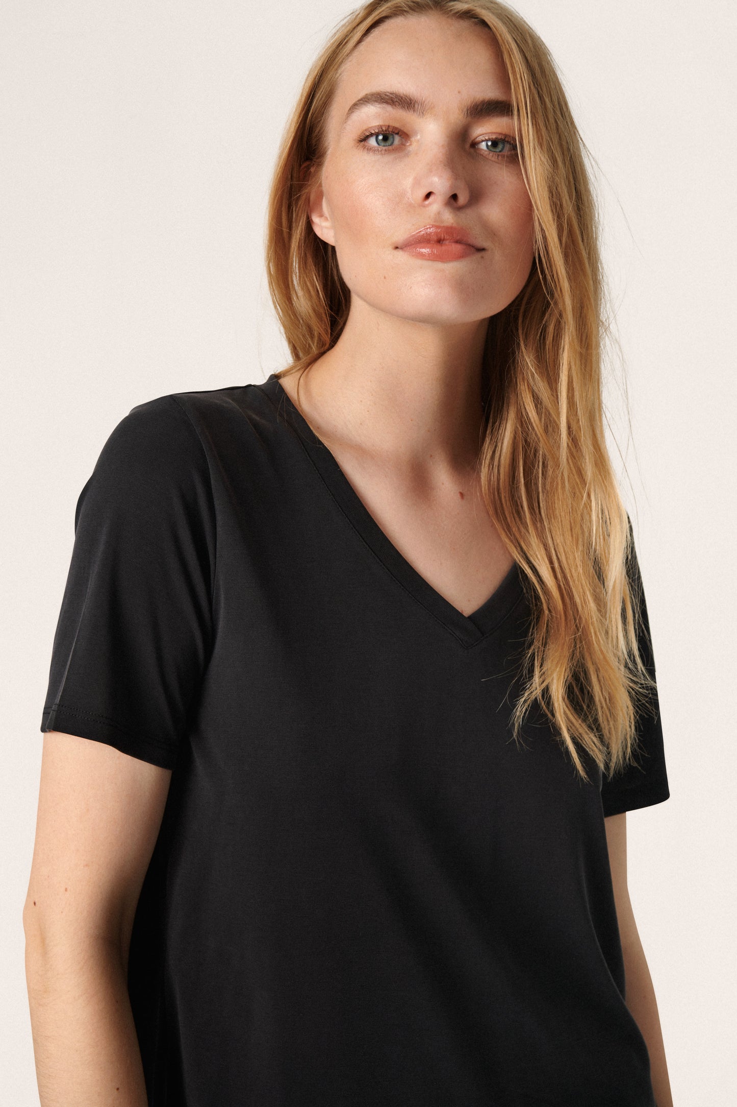 Columbine Oversize T-shirt SS T-shirts Black