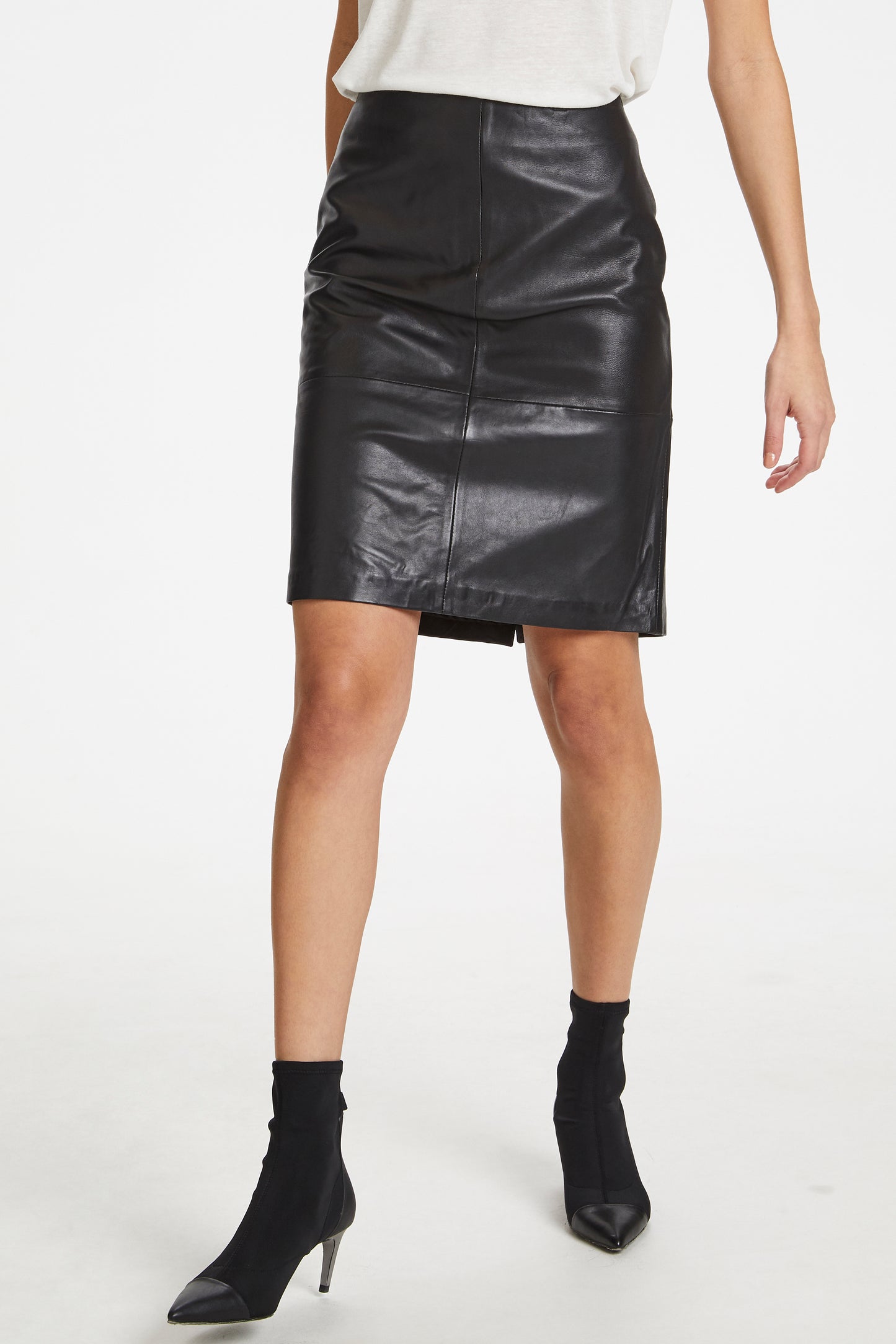 Folly Skirt Black