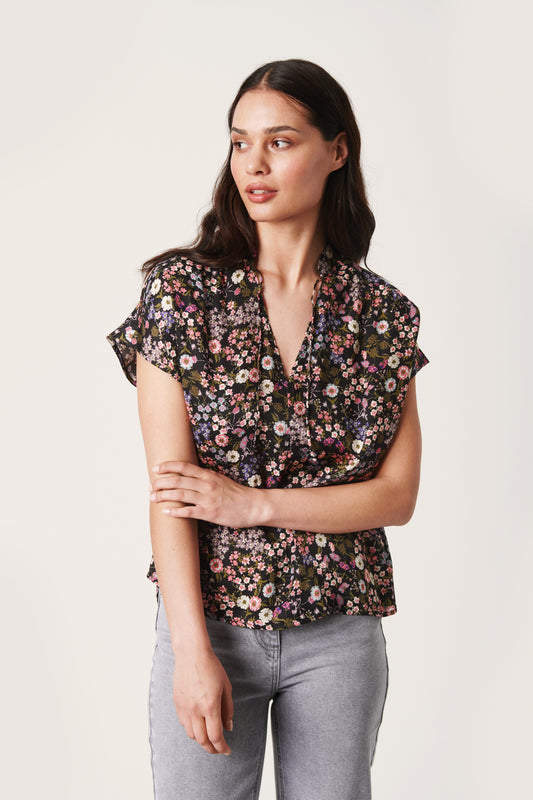 Kimaya Rafina Top Black Floral Expression Print