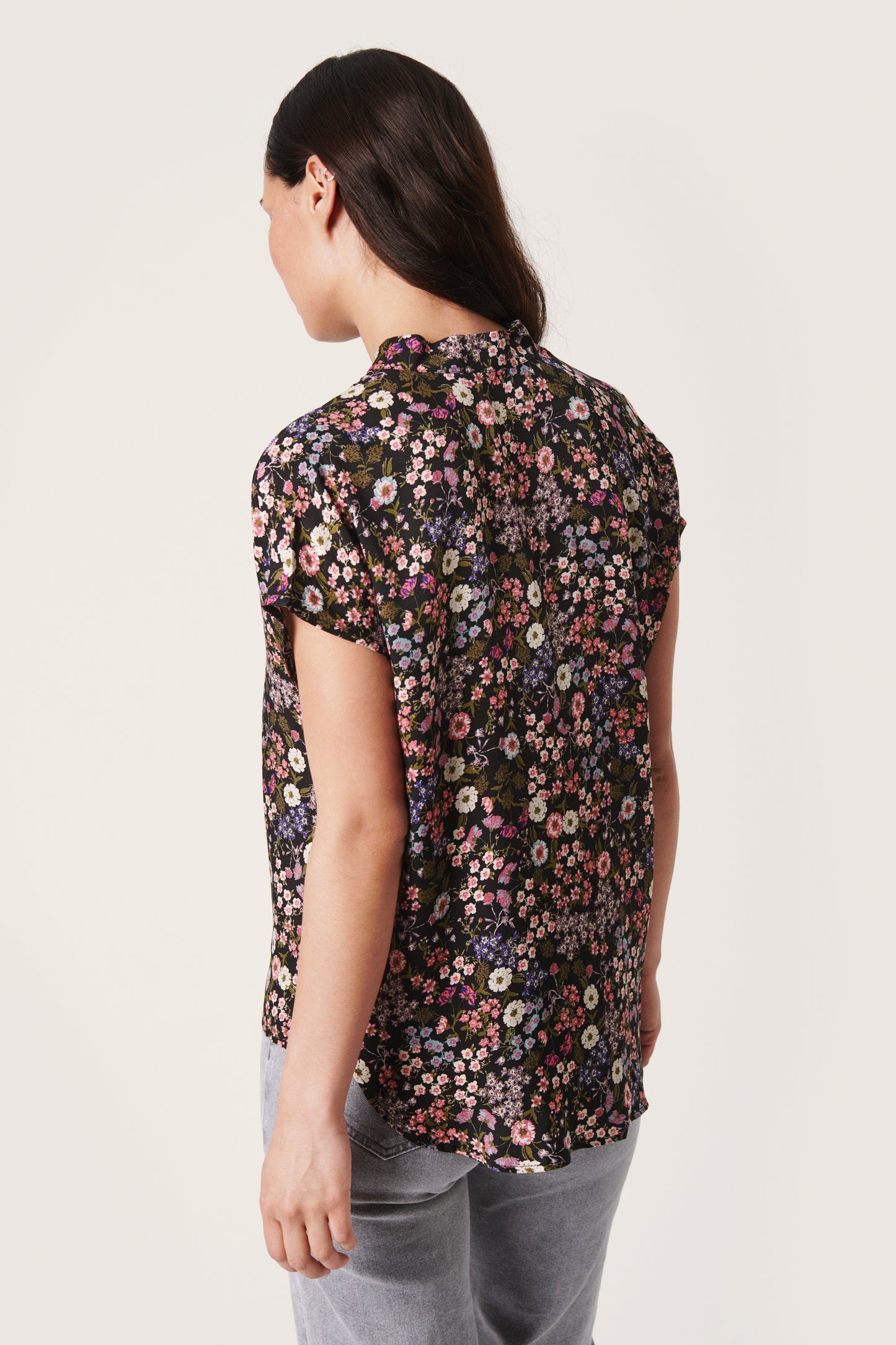 Kimaya Rafina Top Black Floral Expression Print