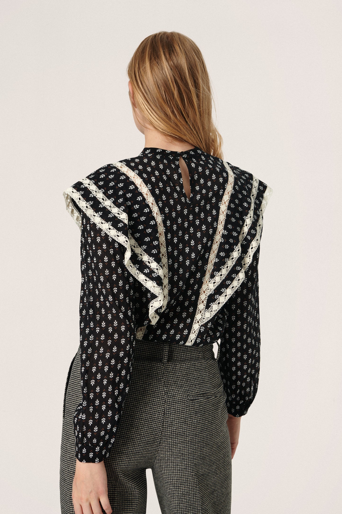 Linetta Blouse LS Shirts/Blouses Black Block Print