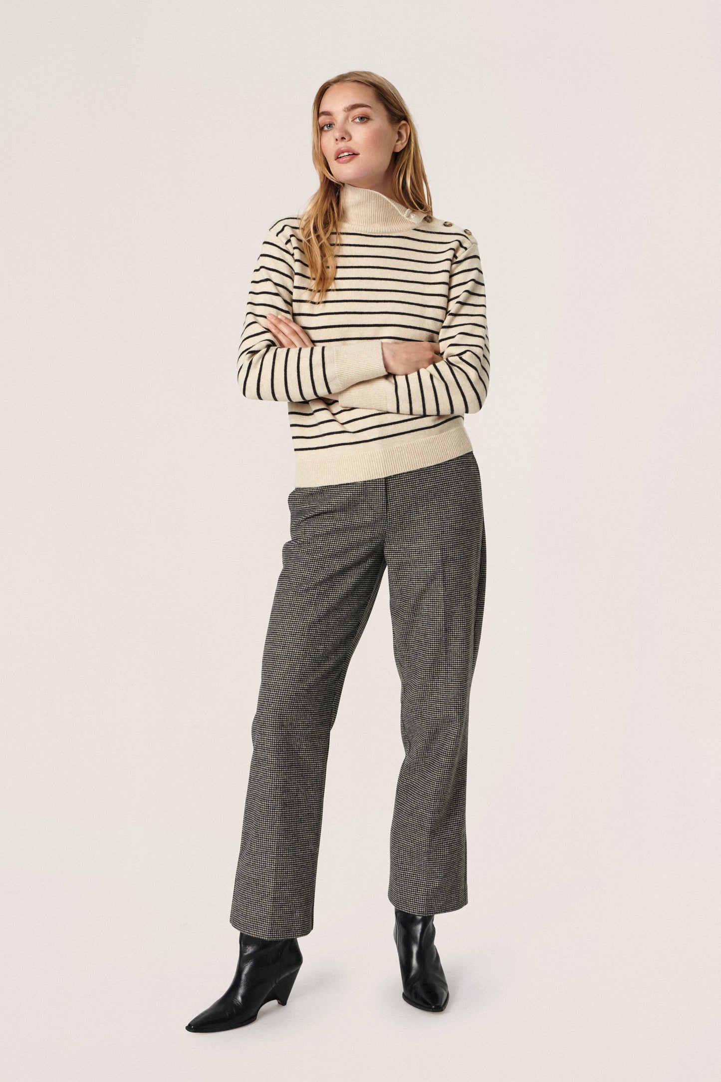 Lyrica Stripe Pullover LS Sandshell and Black Stripe