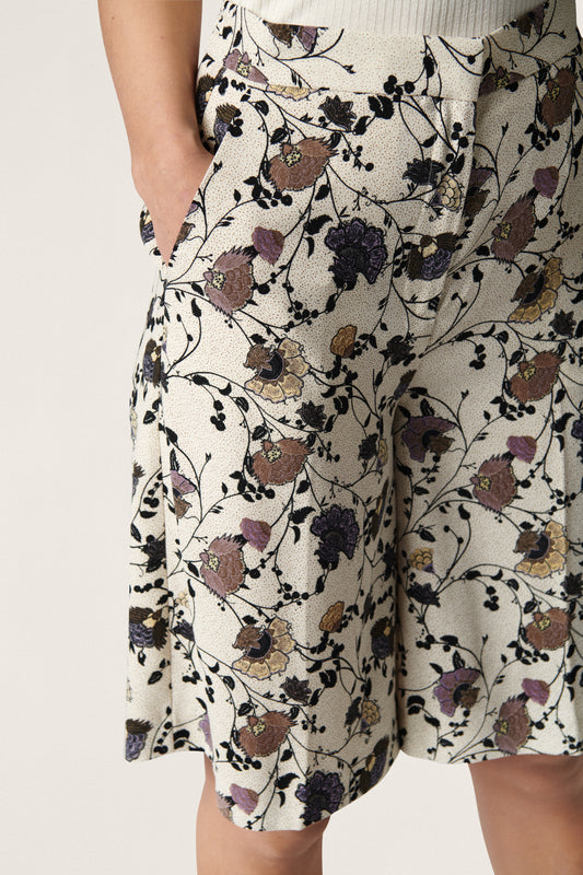 Soaked in Luxury Bruna Shorts Shorts Birch Ethnic Print