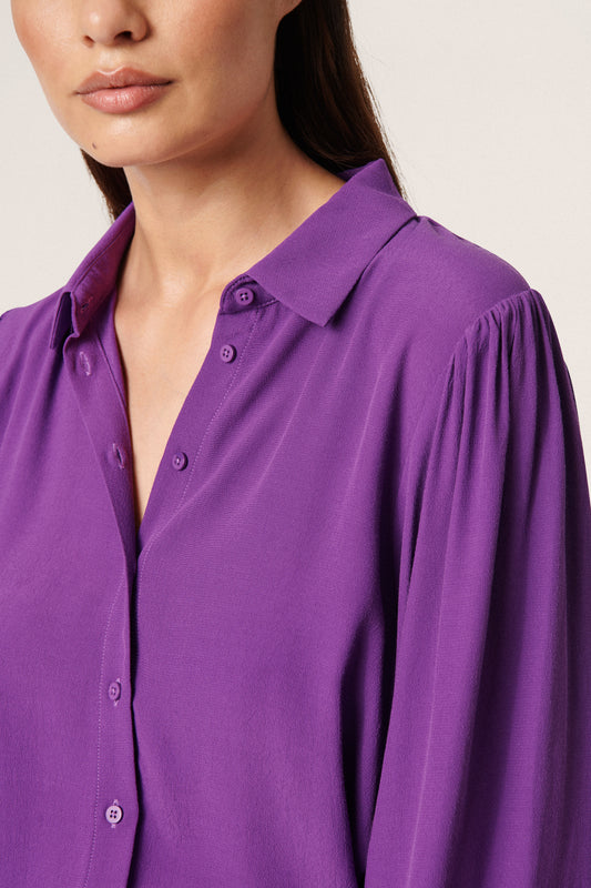 Soaked in Luxury Chrishell Solid Shirt LS Shirts/Blouses Amaranth Purple