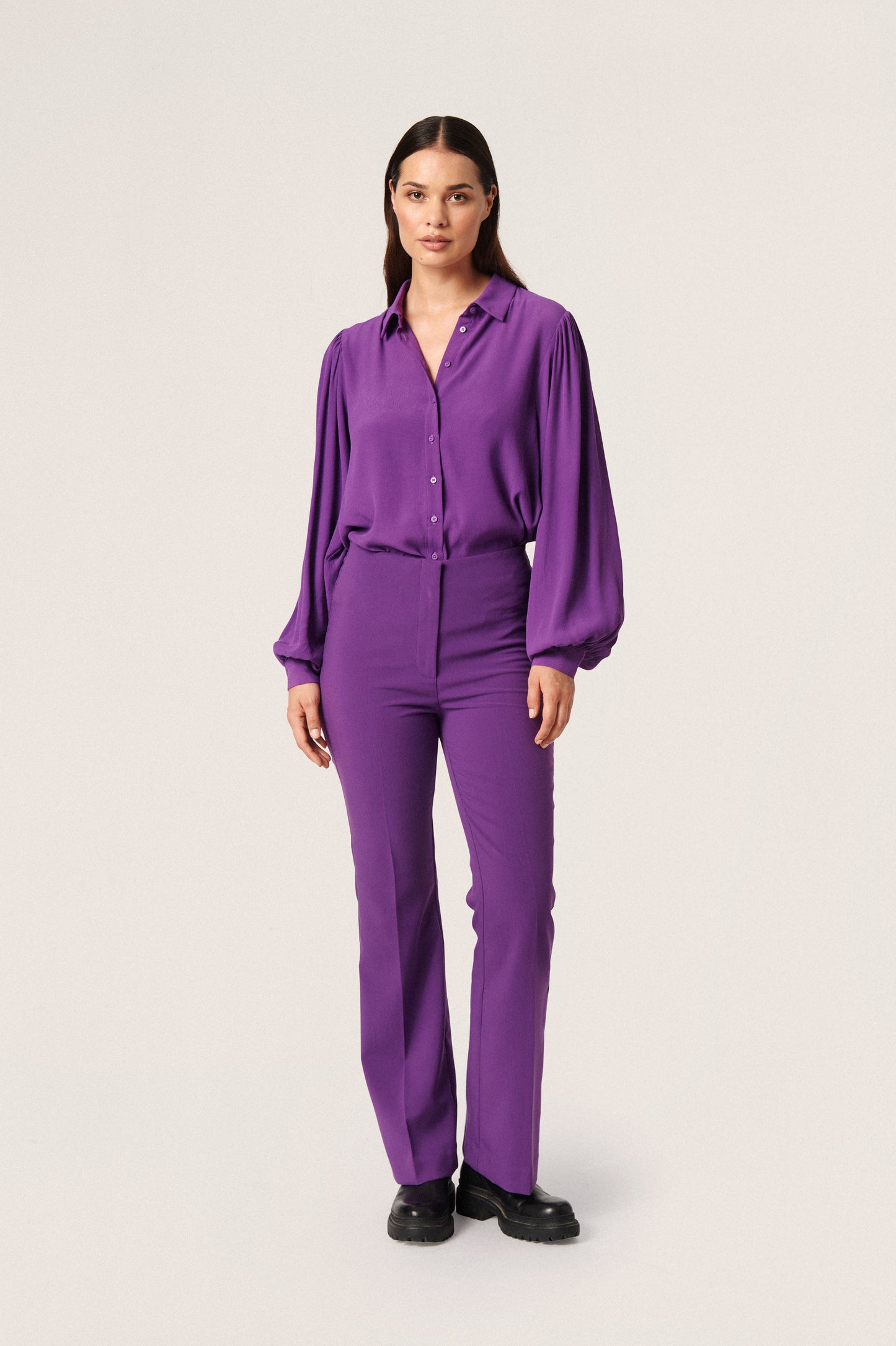 Soaked in Luxury Chrishell Solid Shirt LS Shirts/Blouses Amaranth Purple