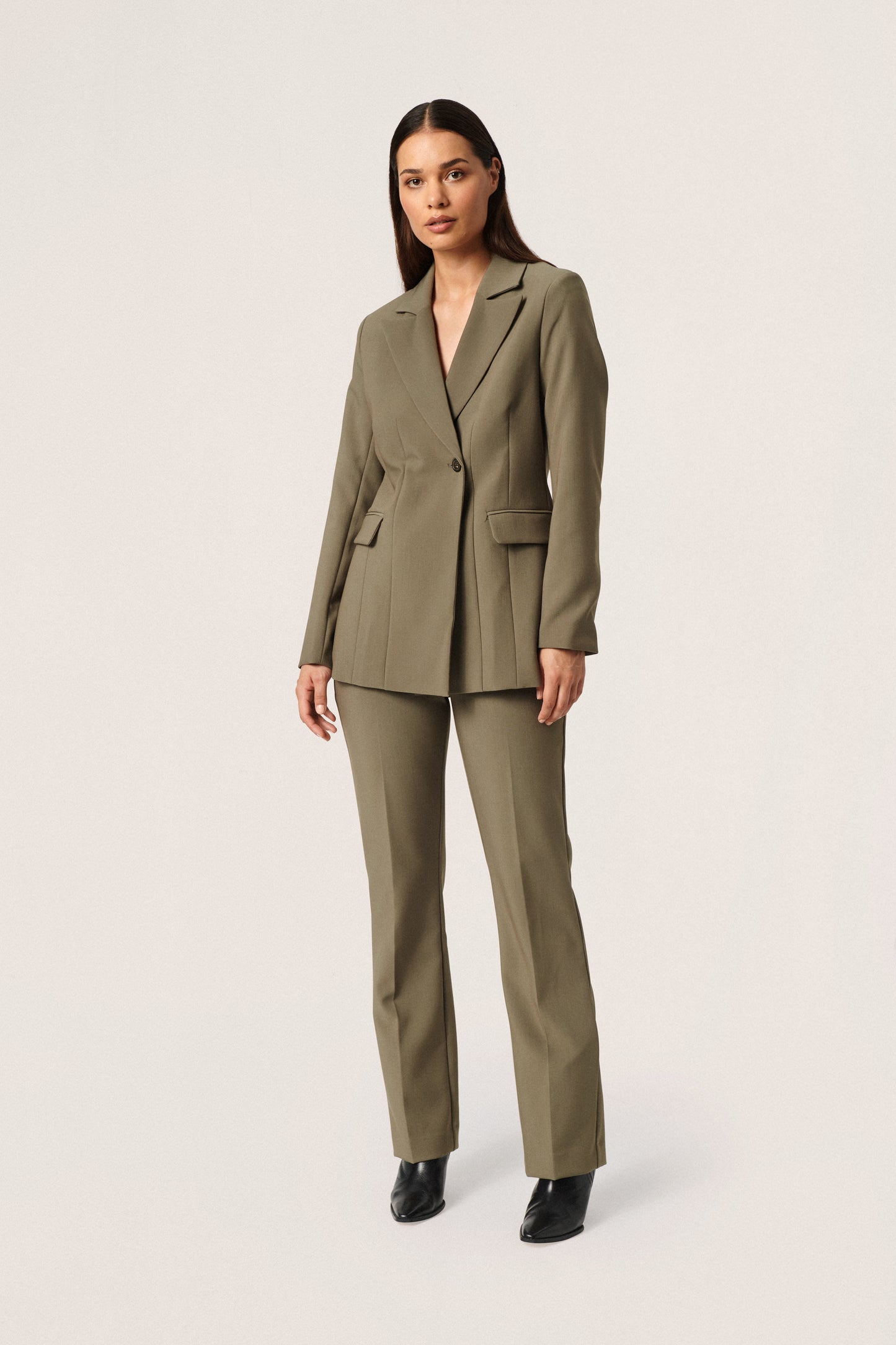 Soaked in Luxury Corinne Fitted Blazer Jackets Tea Leaf
