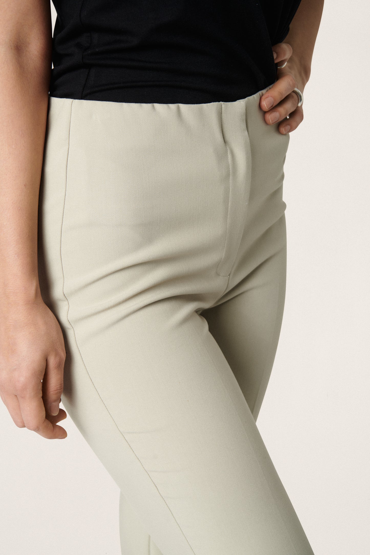 Soaked in Luxury Corinne Pants Trousers Abbey Stone