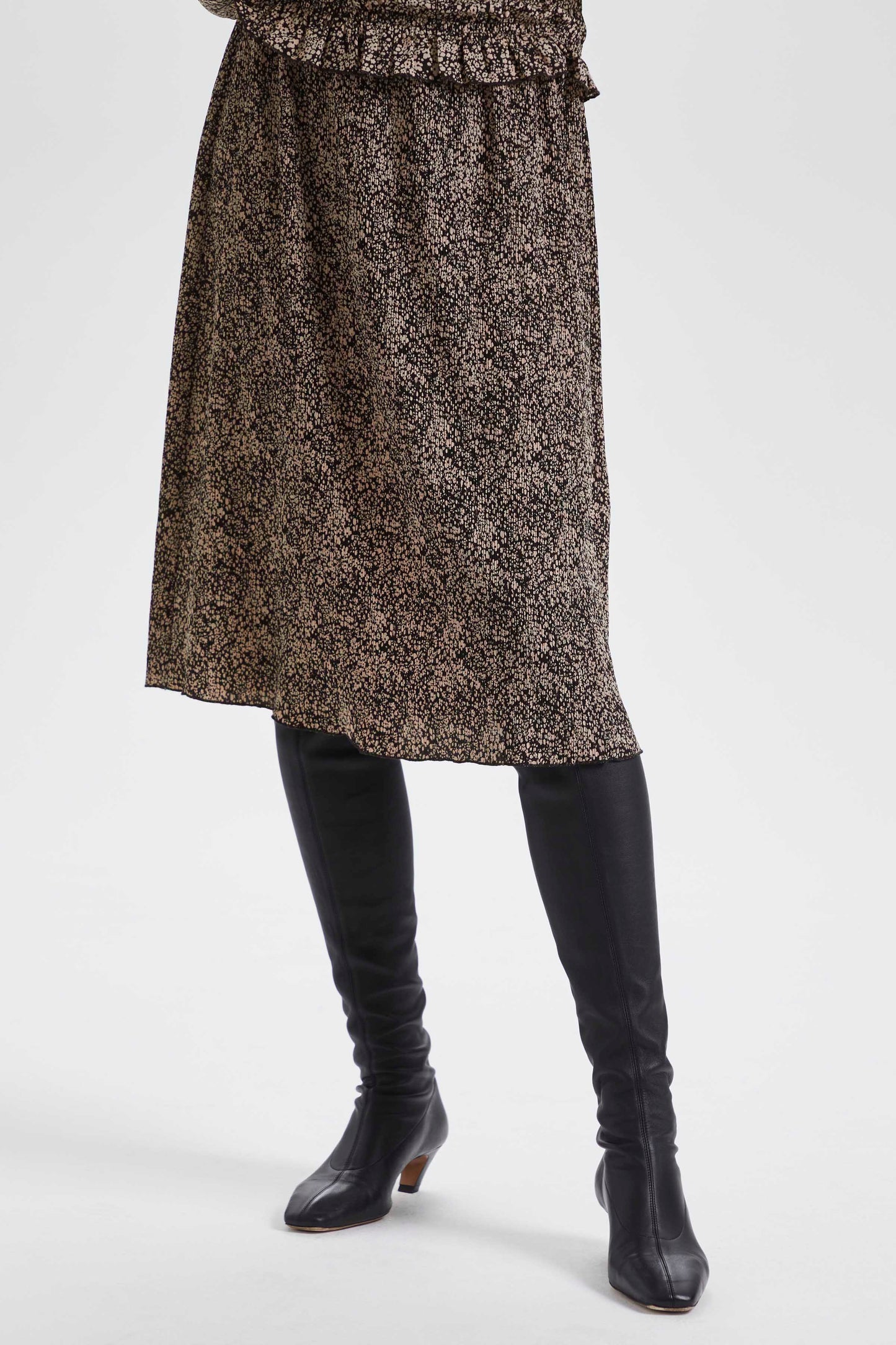 Soaked in Luxury Dorothy Skirt Skirts Mini Mono Flowers