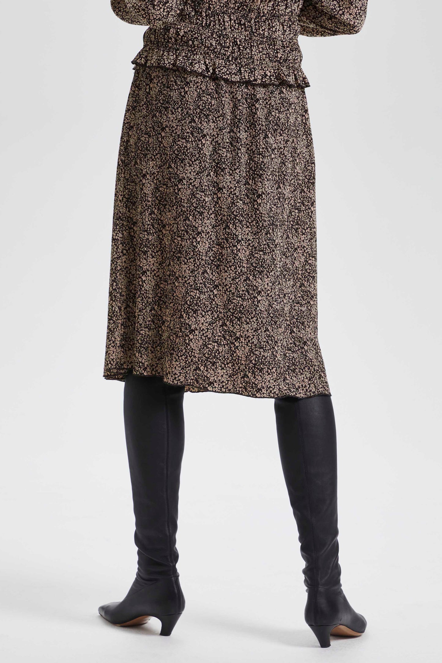 Soaked in Luxury Dorothy Skirt Skirts Mini Mono Flowers