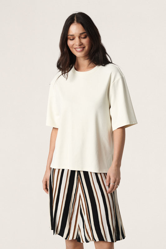 Soaked in Luxury Filli Boxy Tee SS T-shirts Whisper White