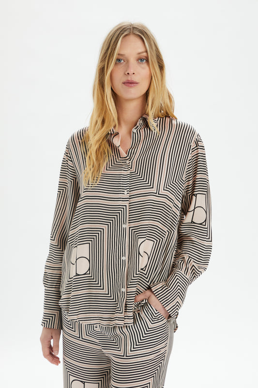 Soaked in Luxury Kimaya Shirt LS Shirts/Blouses Black Monogram Print