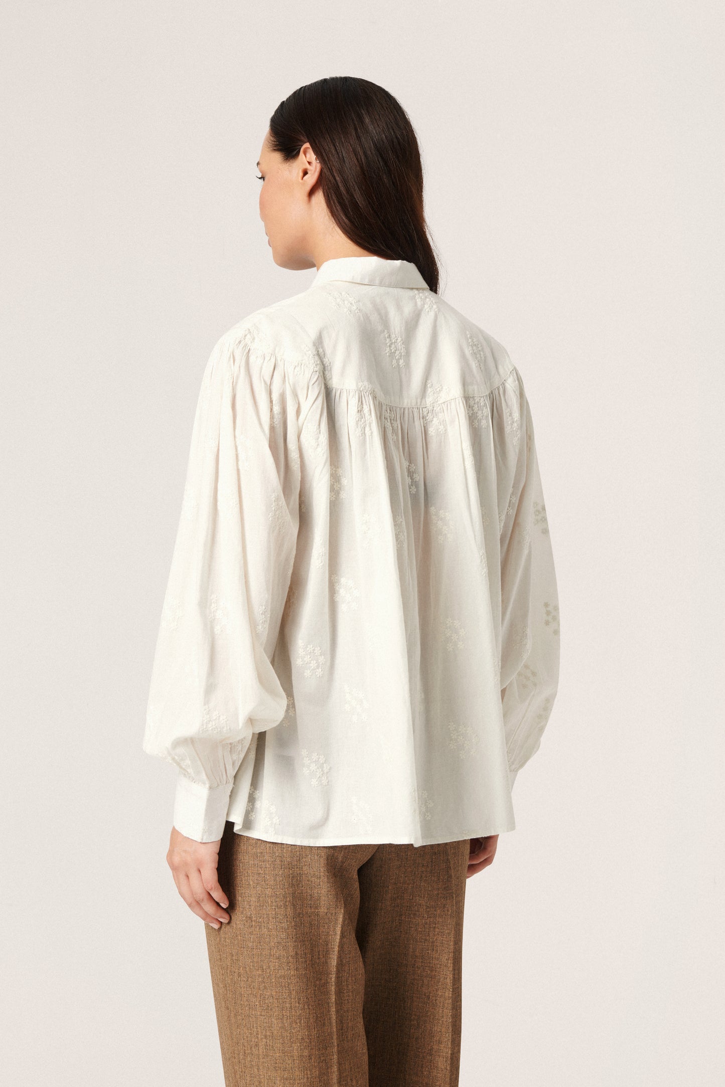 Soaked in Luxury Mynte Shirt LS Shirts/Blouses Whisper White