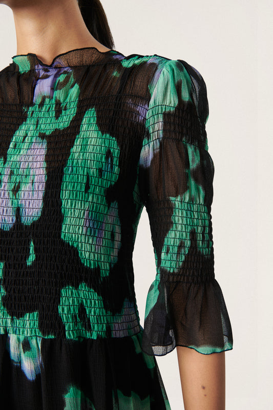 Soaked in Luxury Olympia Dress Sleeves Dresses Green Blurred Flower Print