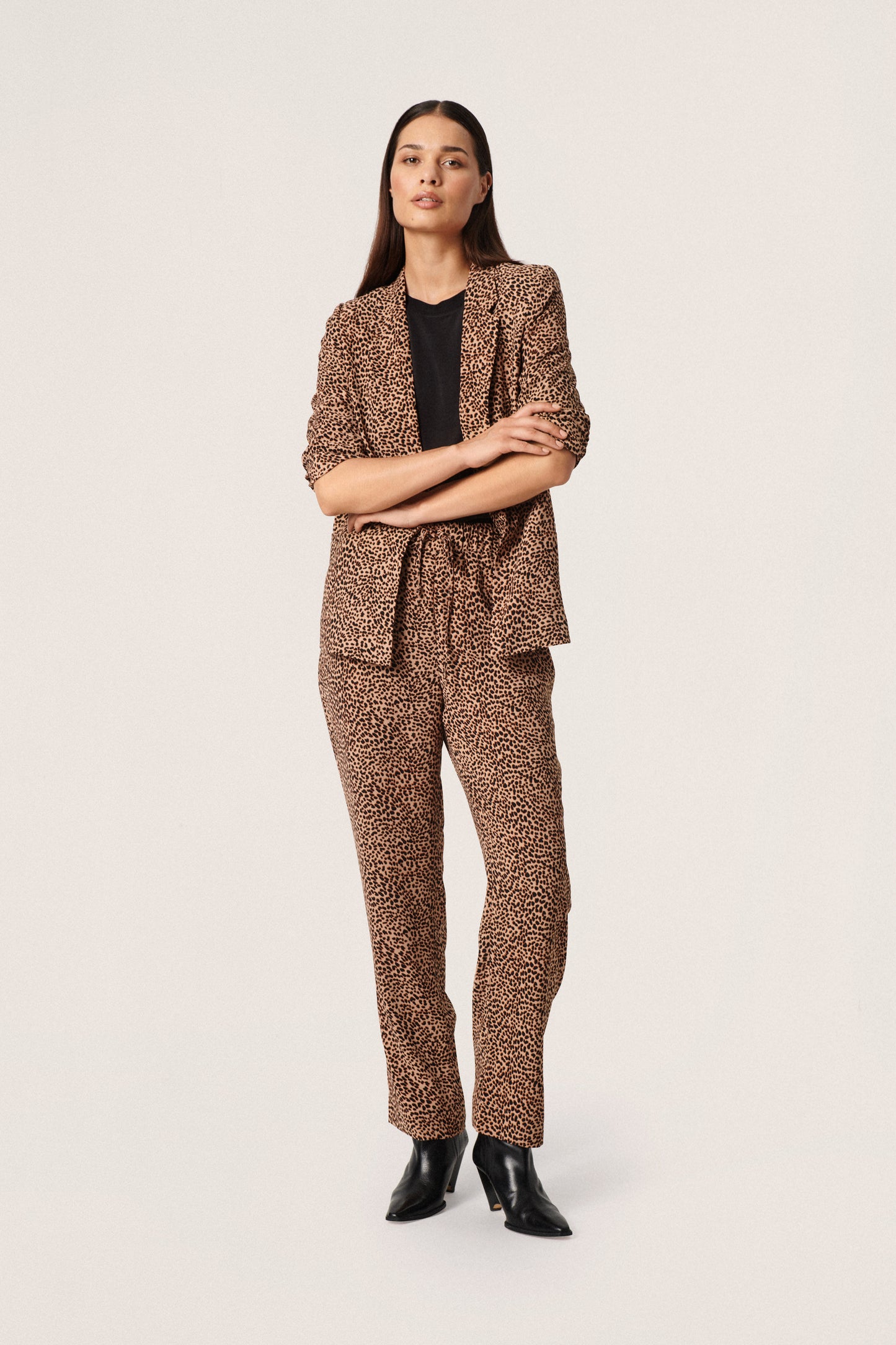 Soaked in Luxury Shirley Printed Blazer Jackets Tigers Eye Mini Leopard Print