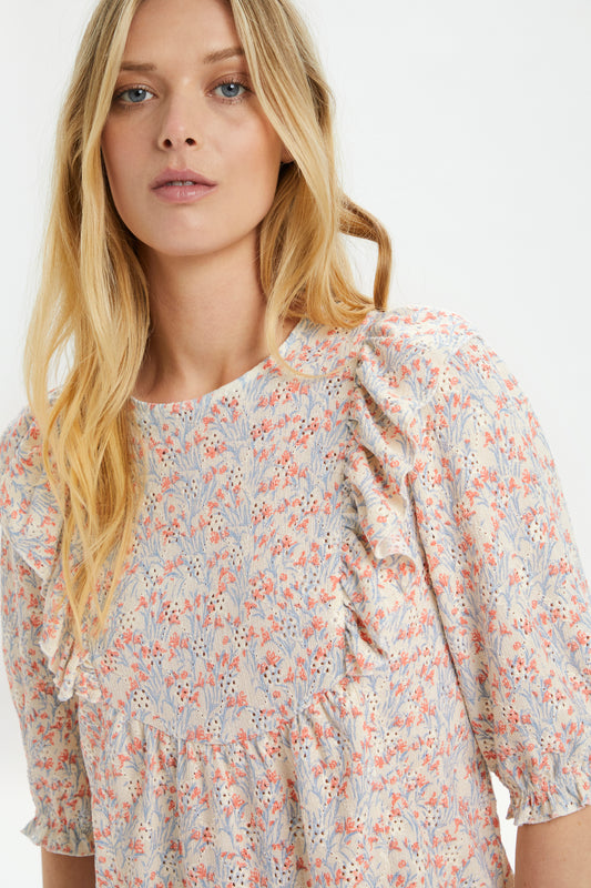Soaked in Luxury Suzie Blouse SS Shirts/Blouses Whisper White Lily Print