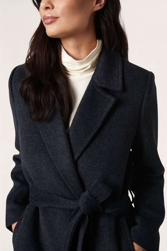 Soaked in Luxury Tenerife Coat Outerwear India Ink & Black Twill