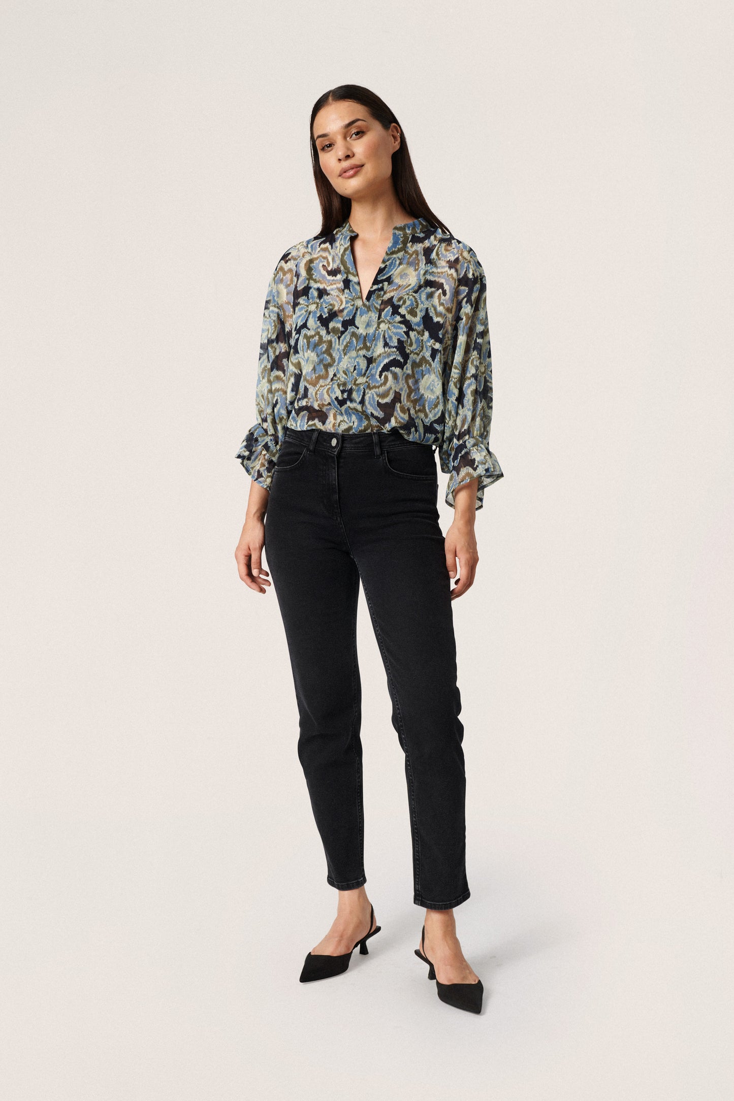 Soaked in Luxury Tiana Amily Blouse 3/4 Shirts/Blouses Night Sky Tapestry Print