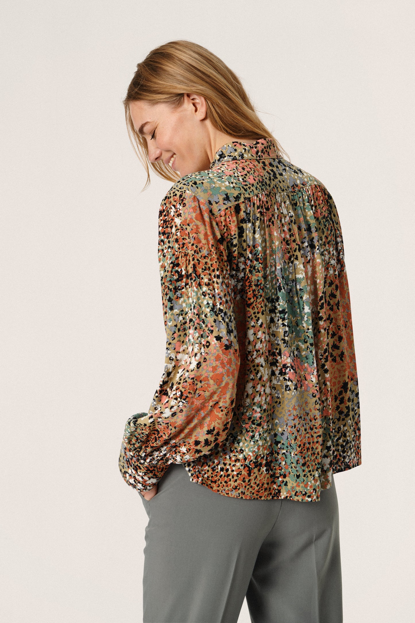 Sylvia Shirt LS Shirts/Blouses Lantana Ditsy Print
