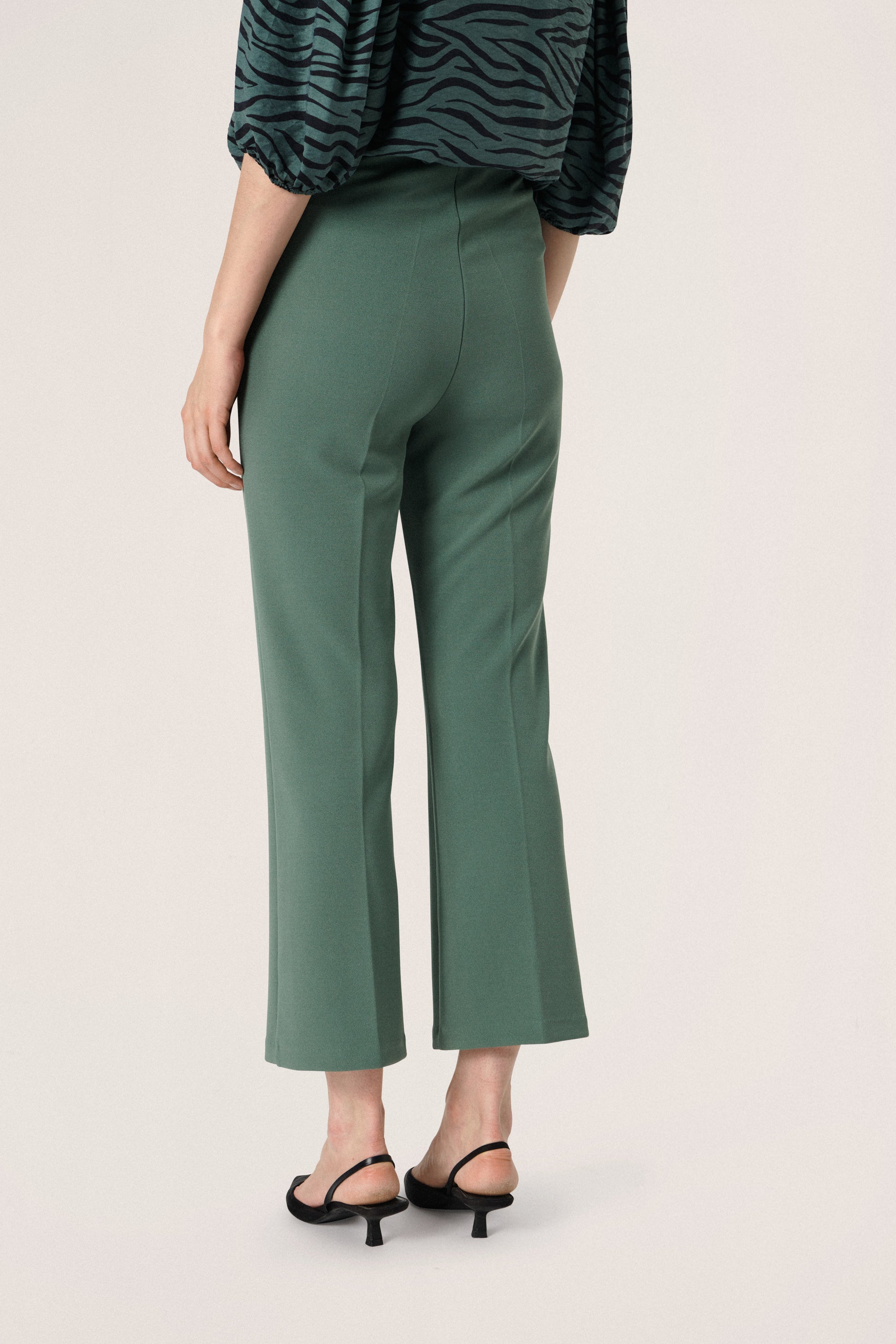  Ribea Kaylee Kickflare Pants FASTTRACK Trousers Dark Forest