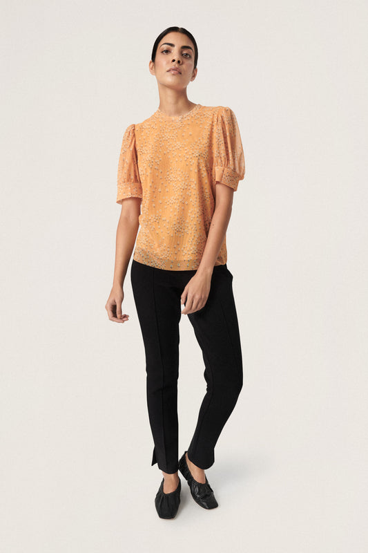 Soaked in Luxury Aldora Top SS T-shirts Golden Nugget Small Flower