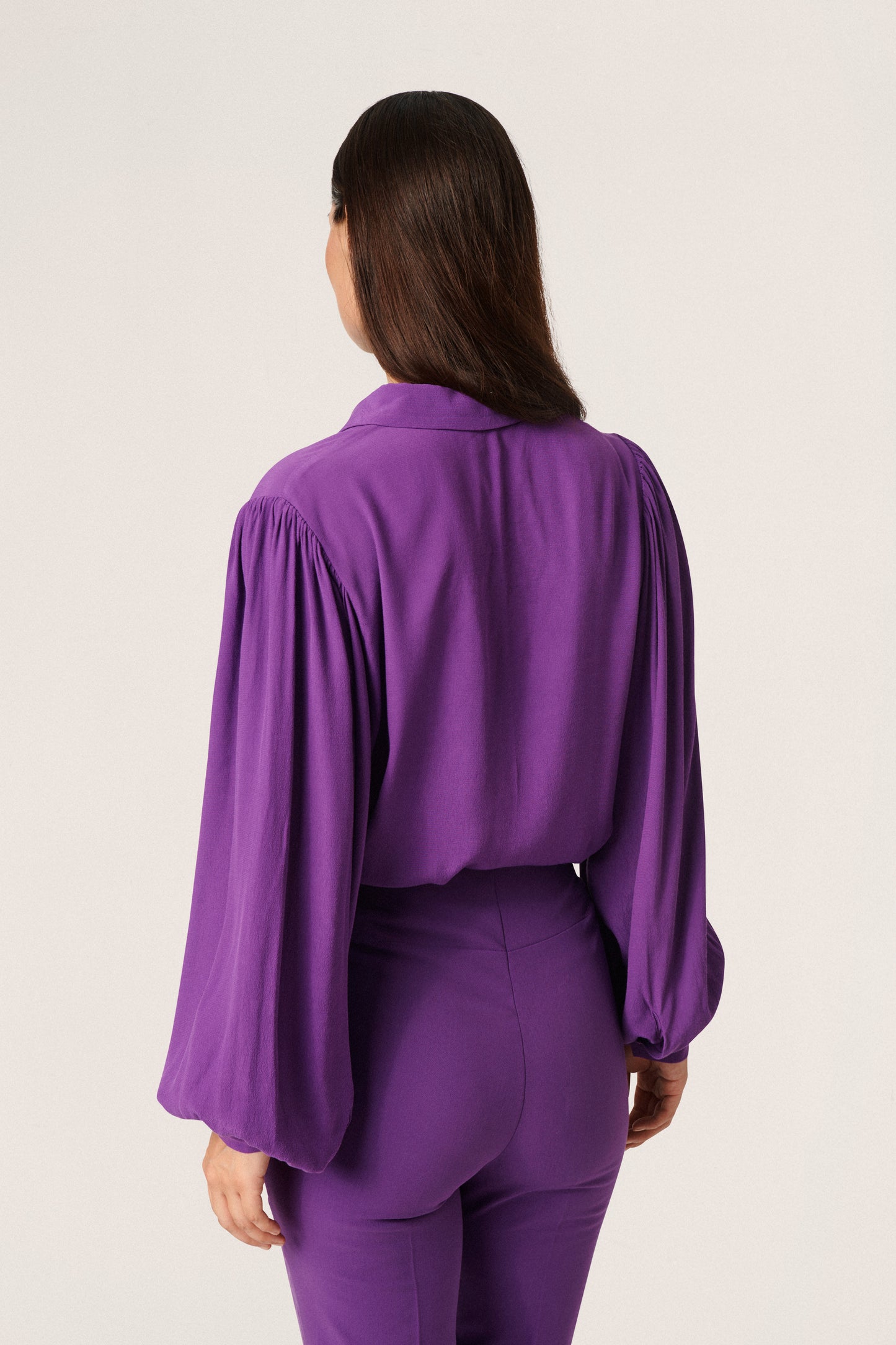 Soaked in Luxury Chrishell Solid Shirt LS Shirts/Blouses Amaranth Purple