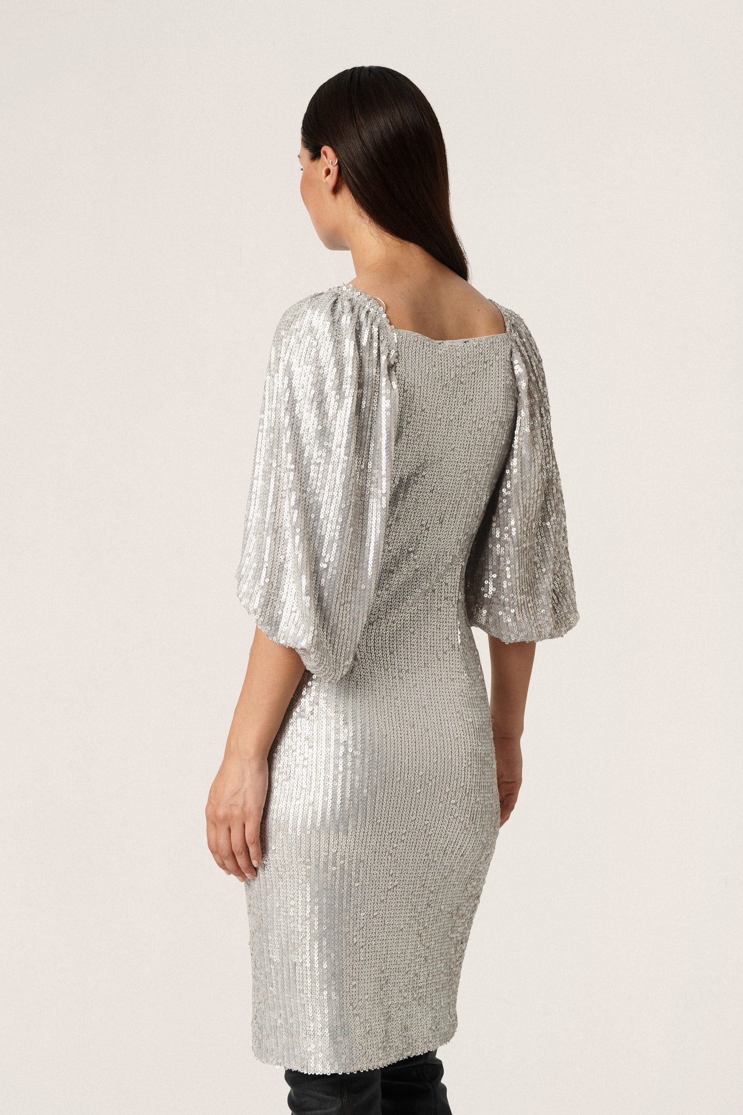 Soaked in Luxury Dalila Gausa Dress Dresses Silver