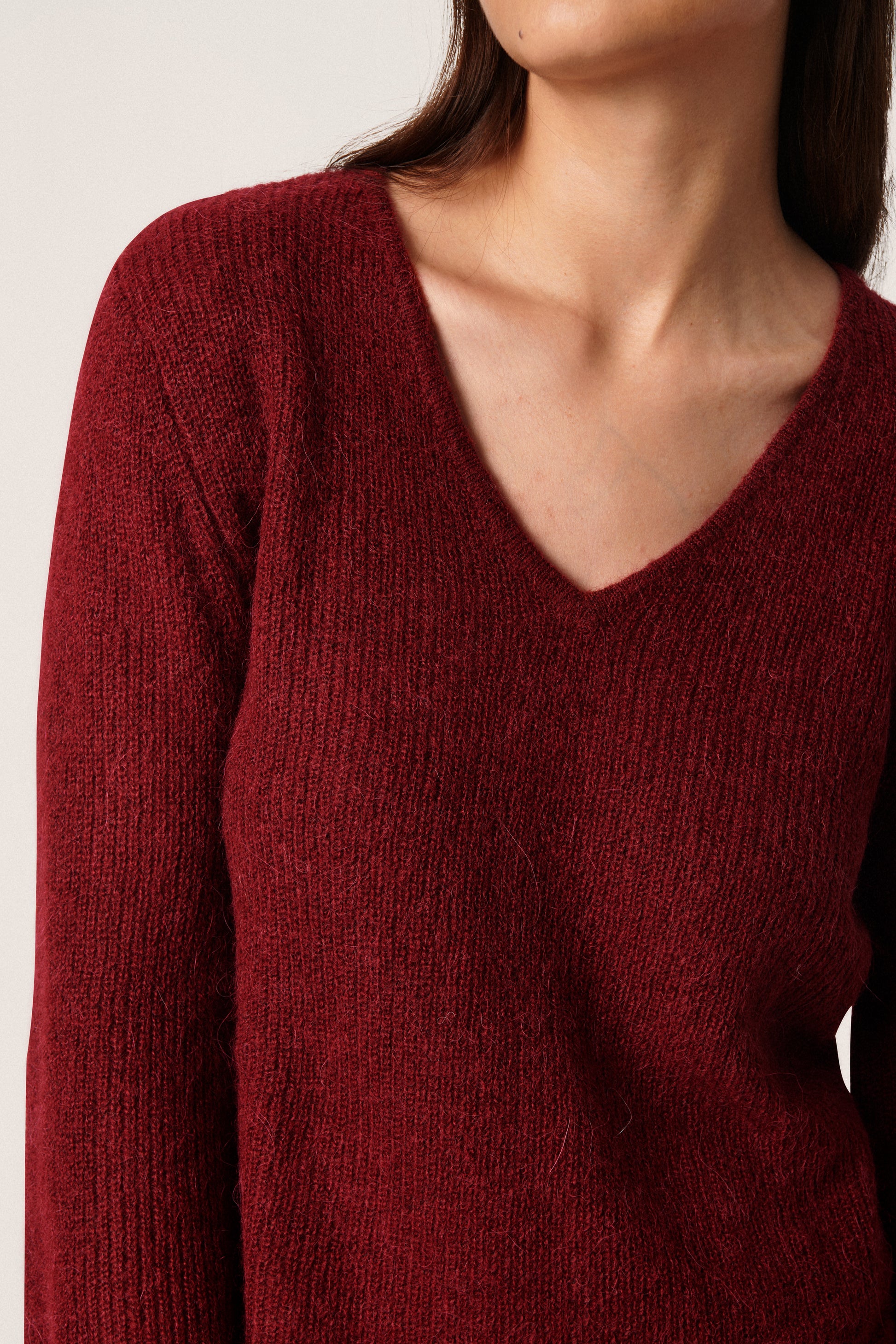 Soaked in Luxury Tuesday V-Neck Jumper LS Knit Rhubarb